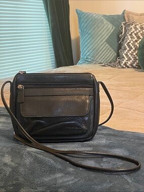 Fossil Black Leather Crossbody Bag